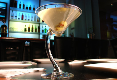 A dirty martini at a bar